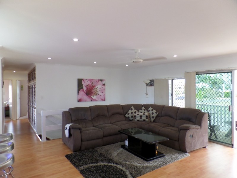 17 Aplin Street, Point Vernon QLD 4655