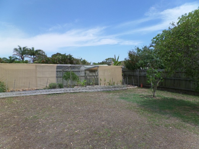 17 Aplin Street, Point Vernon QLD 4655