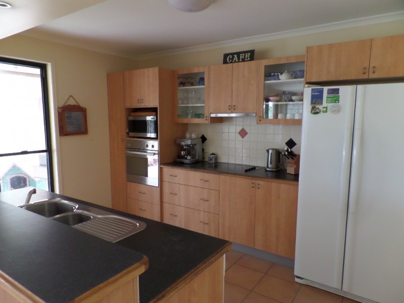 61 Barranjoey Drive, Sunshine Acres QLD 4655