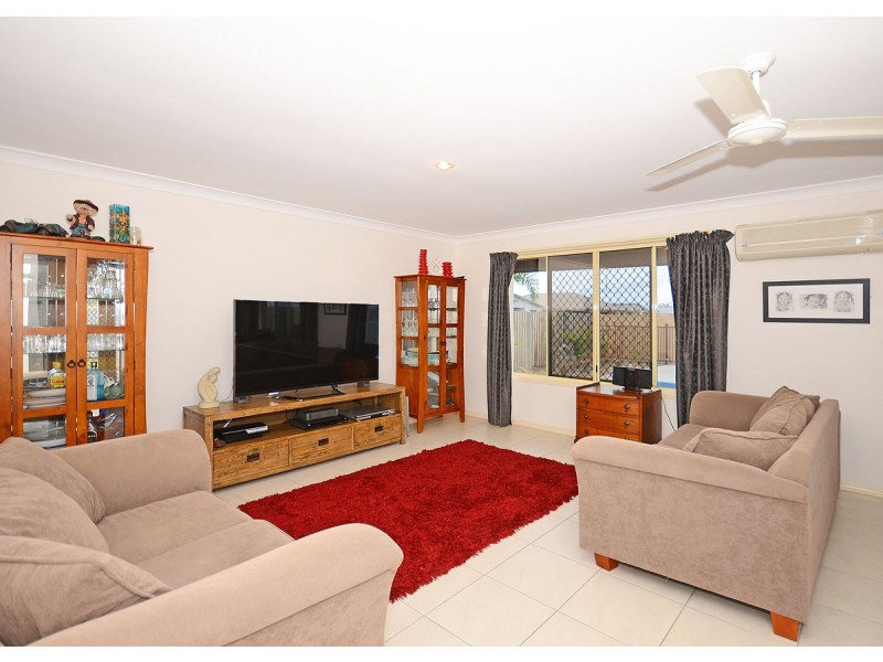 33 Lady Nelson Drive, Eli Waters QLD 4655