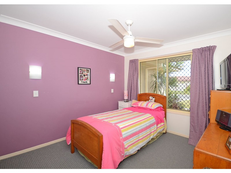 33 Lady Nelson Drive, Eli Waters QLD 4655