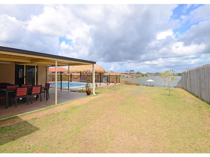 33 Lady Nelson Drive, Eli Waters QLD 4655