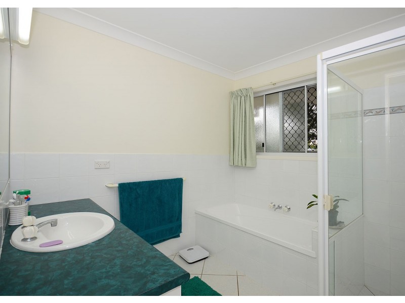 13 Martin Street, Point Vernon QLD 4655