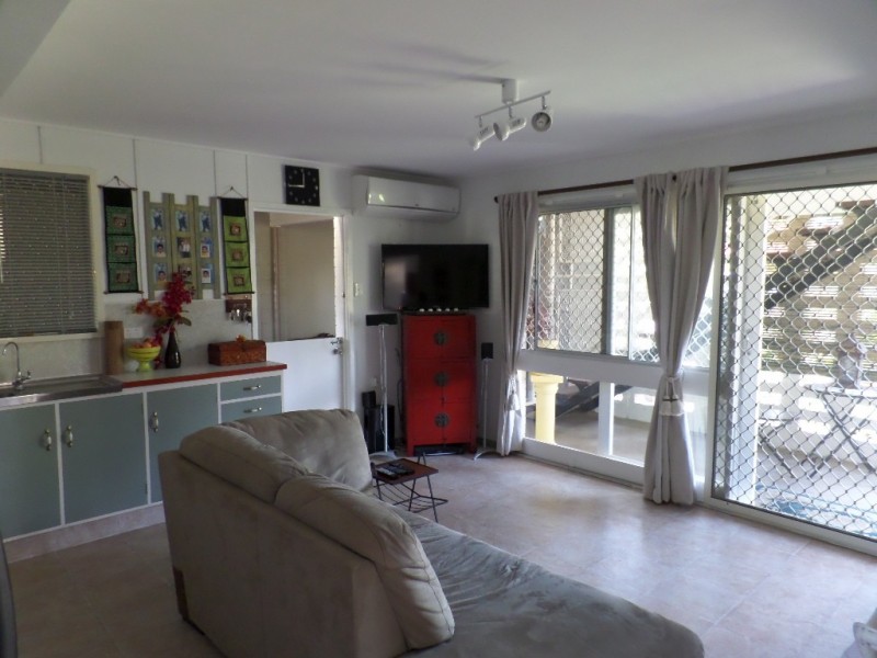 163 Cypress Street, Urangan QLD 4655