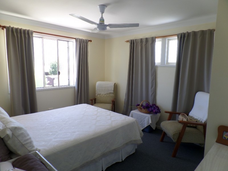 163 Cypress Street, Urangan QLD 4655