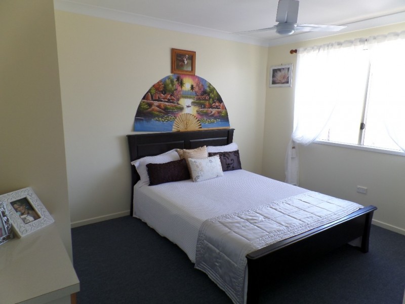 163 Cypress Street, Urangan QLD 4655