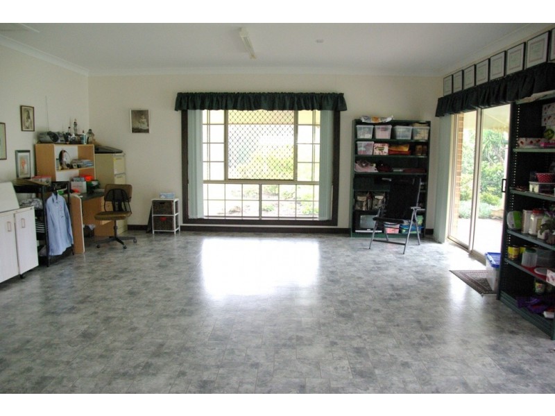 18 Doolong Road South, Wondunna QLD 4655