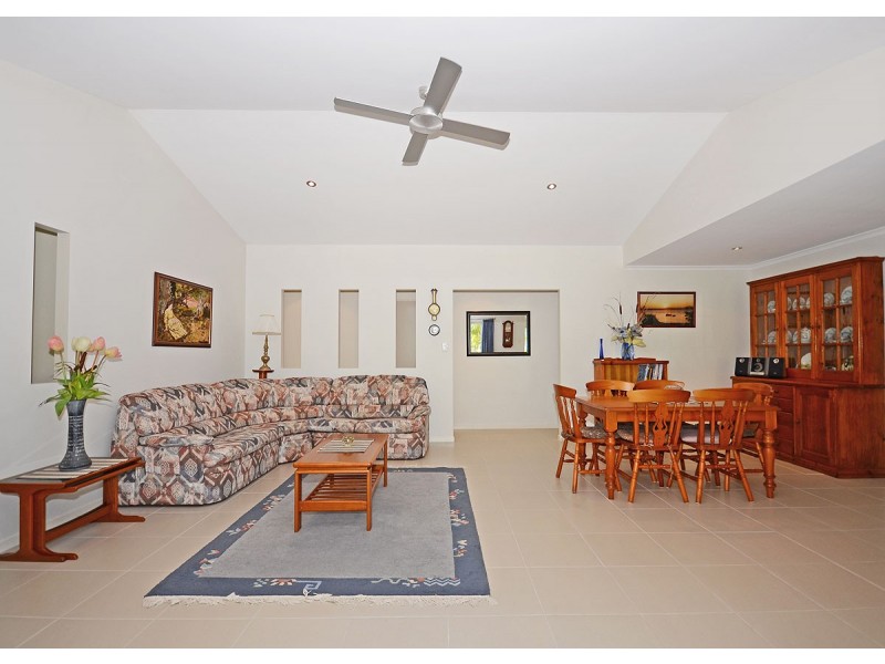 182 Gilston Road, Wondunna QLD 4655