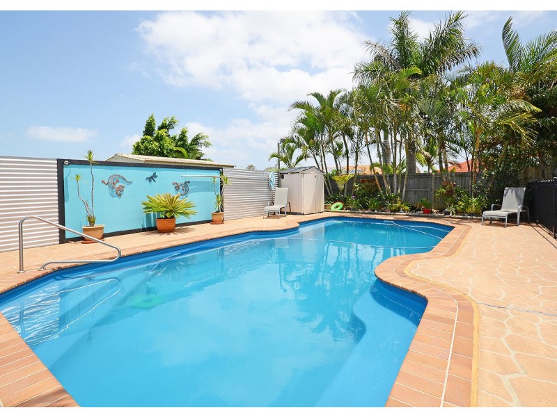 6 Delta Way, Point Vernon QLD 4655