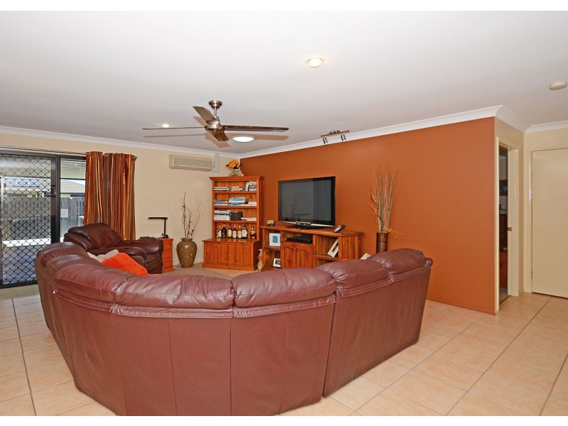 6 Delta Way, Point Vernon QLD 4655