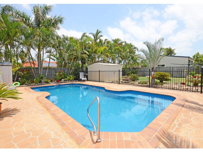 6 Delta Way, Point Vernon QLD 4655