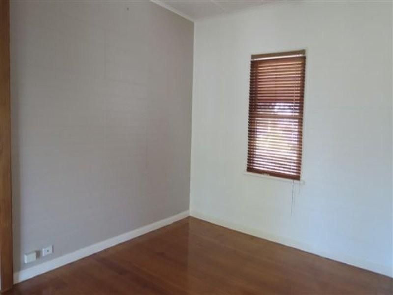 4 Porter Street, Point Vernon QLD 4655