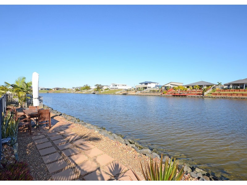 54 Earl St Vincent Circuit, Eli Waters QLD 4655