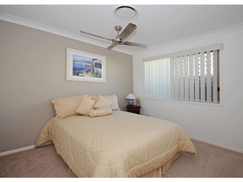 54 Earl St Vincent Circuit, Eli Waters QLD 4655