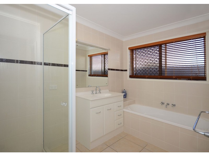 54 Earl St Vincent Circuit, Eli Waters QLD 4655