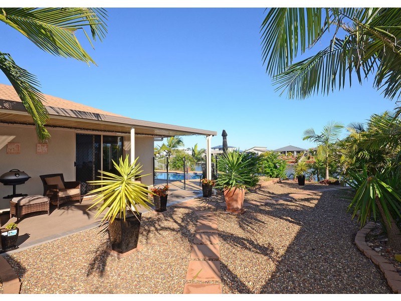 54 Earl St Vincent Circuit, Eli Waters QLD 4655