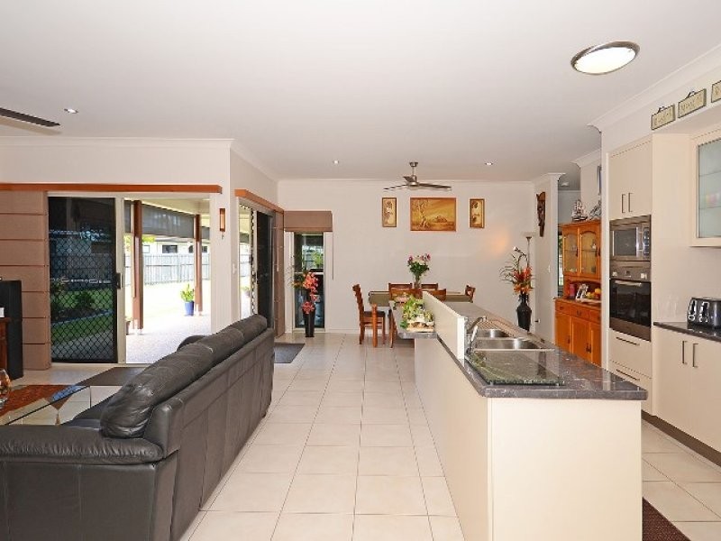5 Calla Way, Wondunna QLD 4655