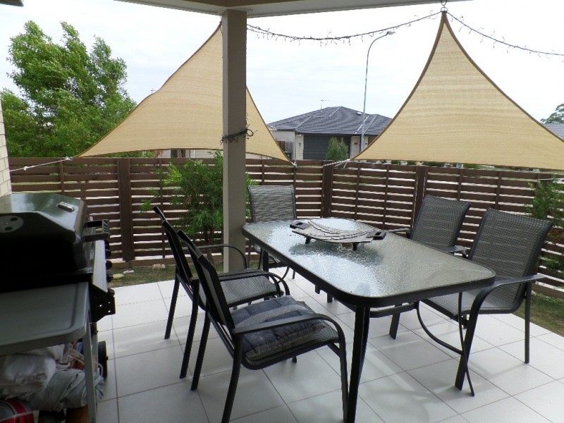 2 Santa Maria Ave, Urraween QLD 4655