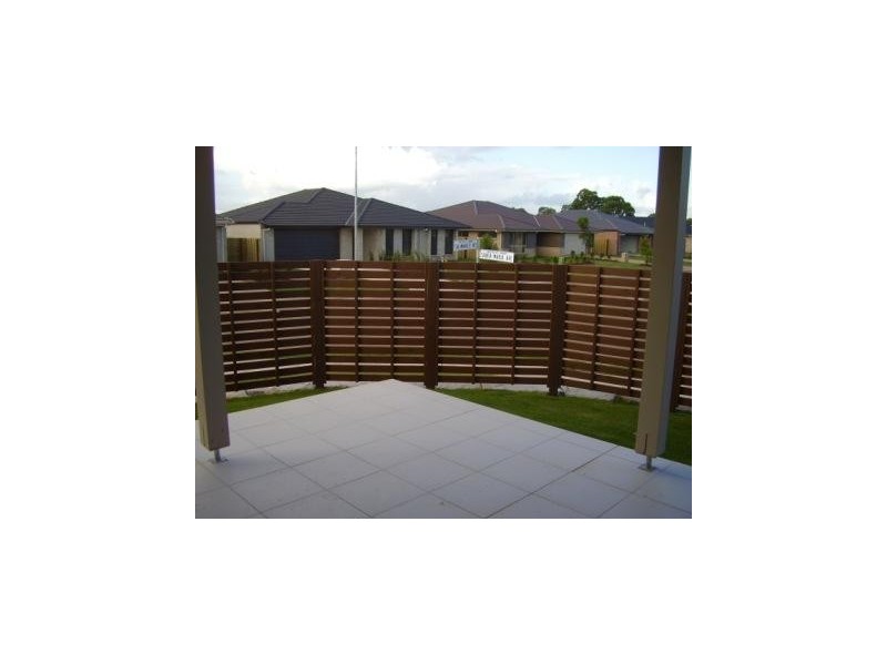 2 Santa Maria Ave, Urraween QLD 4655