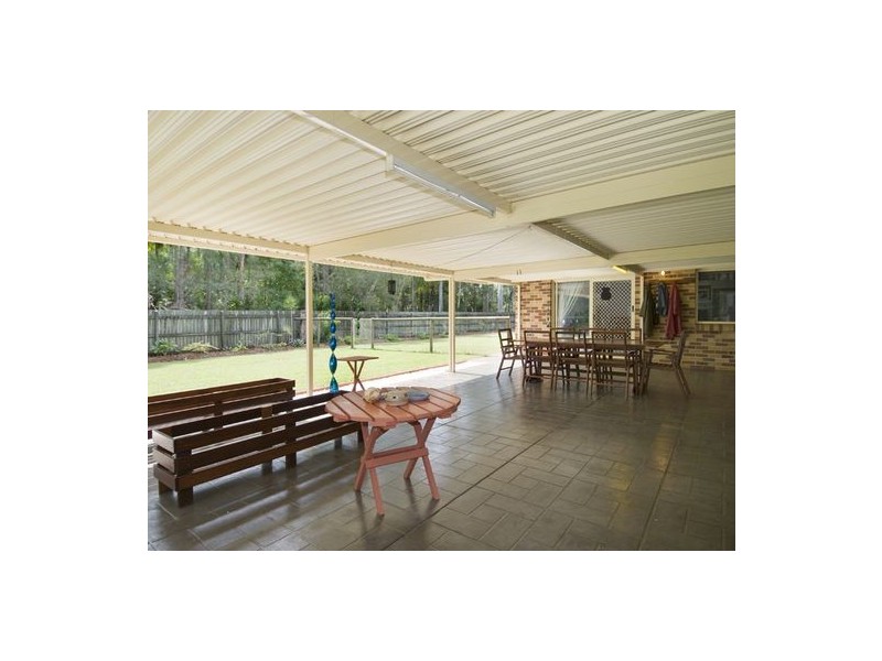 6 Palmwood Drive, Dundowran Beach QLD 4655