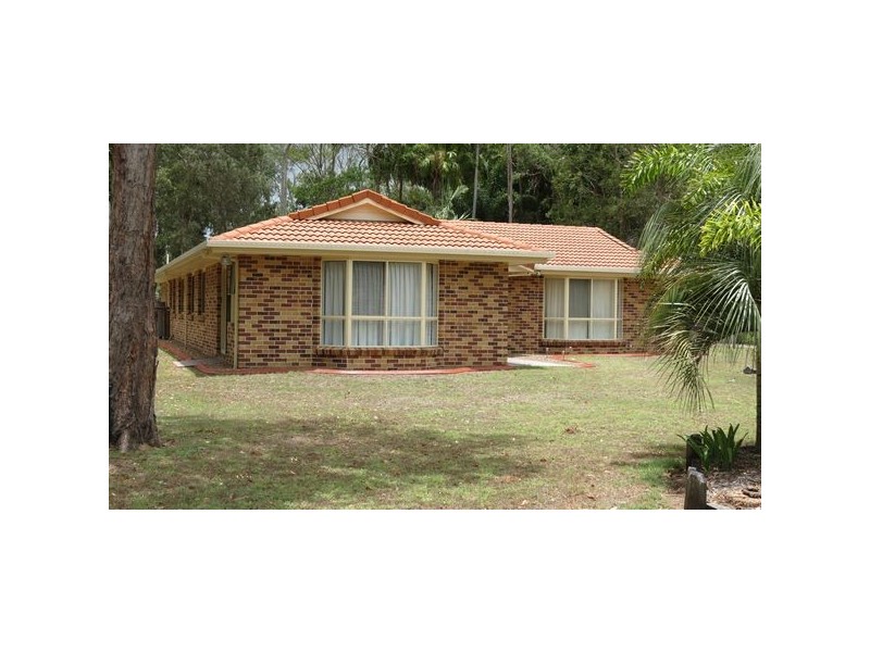 6 Palmwood Drive, Dundowran Beach QLD 4655