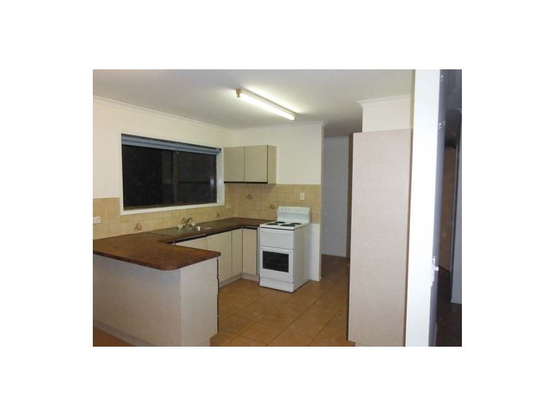 34 Waigani Avenue, Kawungan QLD 4655