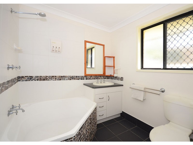 12 La Borde Court, Urraween QLD 4655