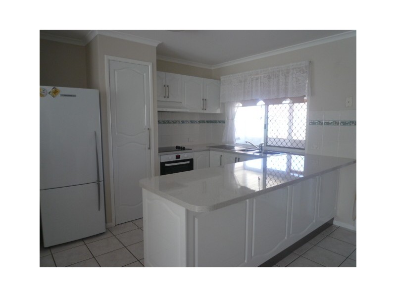 25 Magpie Court, Eli Waters QLD 4655