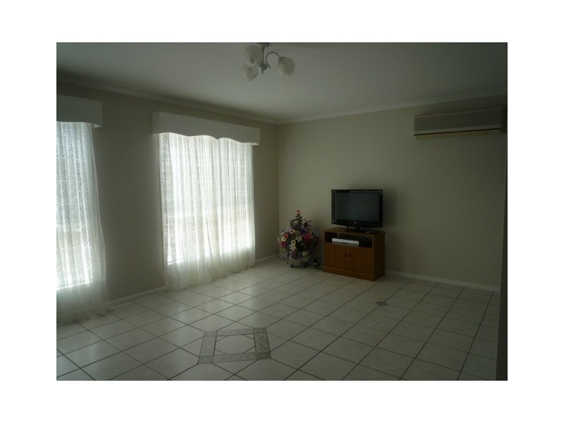 25 Magpie Court, Eli Waters QLD 4655