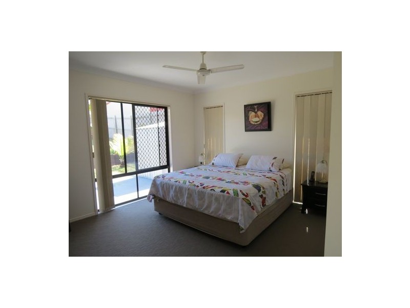 9 Harrison Circuit, Urangan QLD 4655