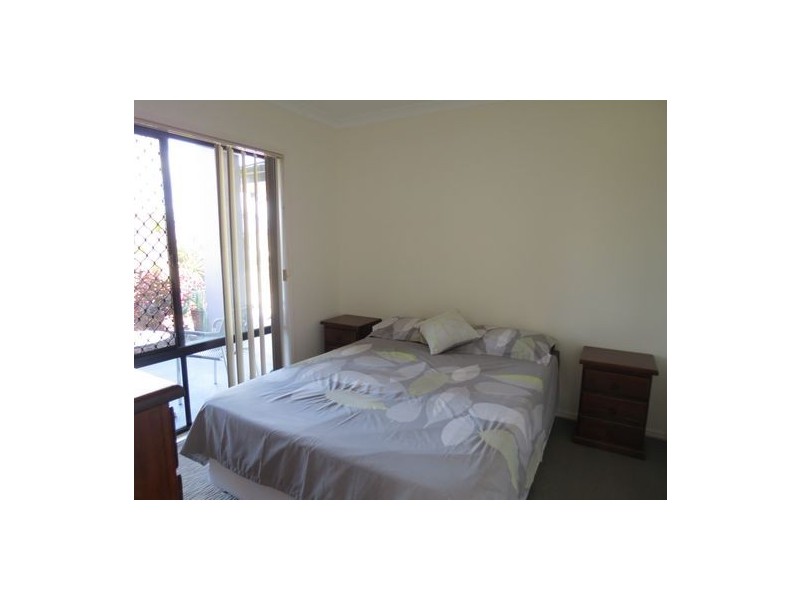 9 Harrison Circuit, Urangan QLD 4655