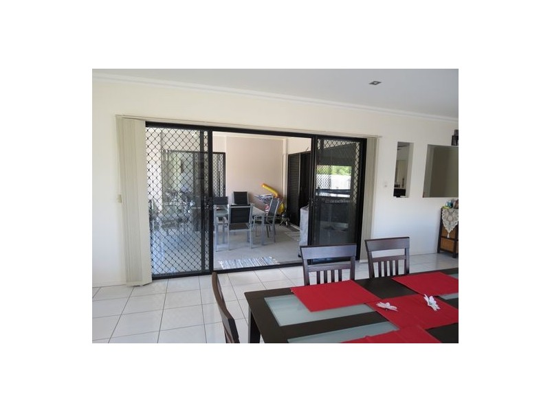 9 Harrison Circuit, Urangan QLD 4655