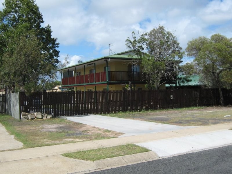 31 Colyton Street, Torquay QLD 4655