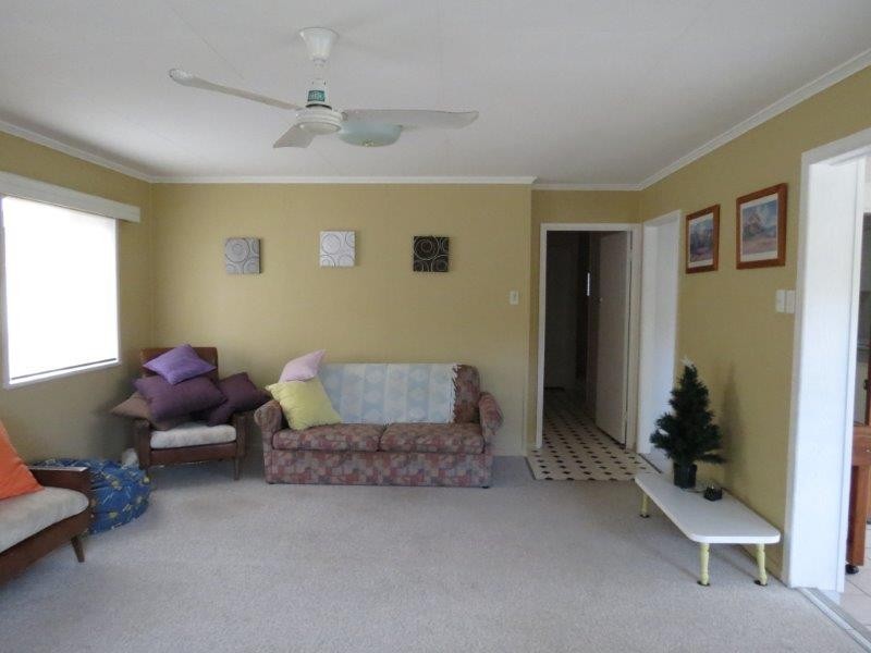 1 Hockley Lane, Urangan QLD 4655