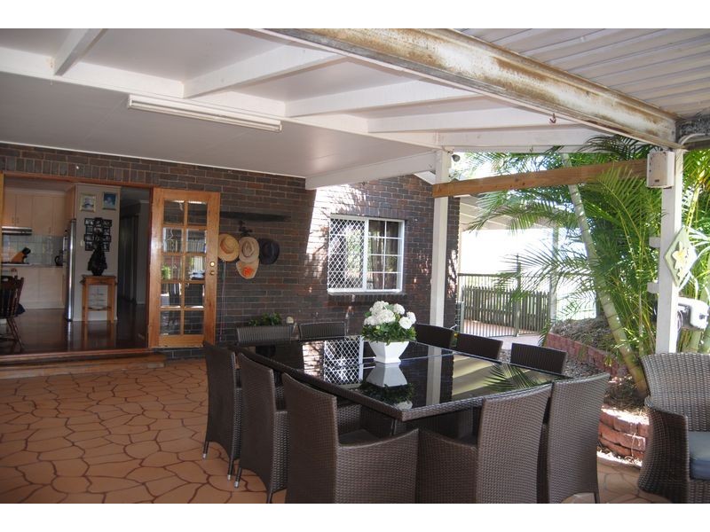 11 Valfern Court, Dundowran QLD 4655