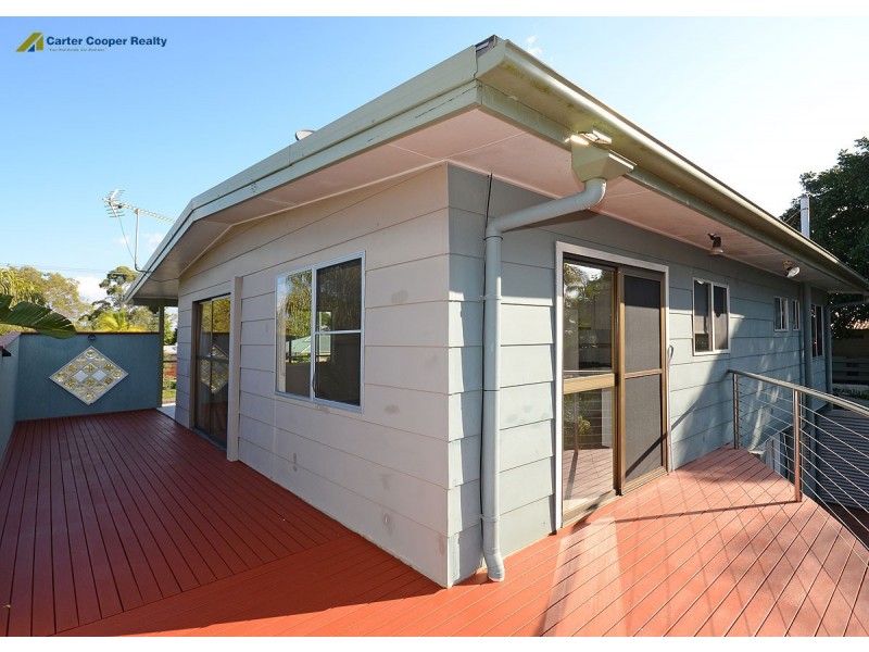 73 Lauren Street, Urangan QLD 4655