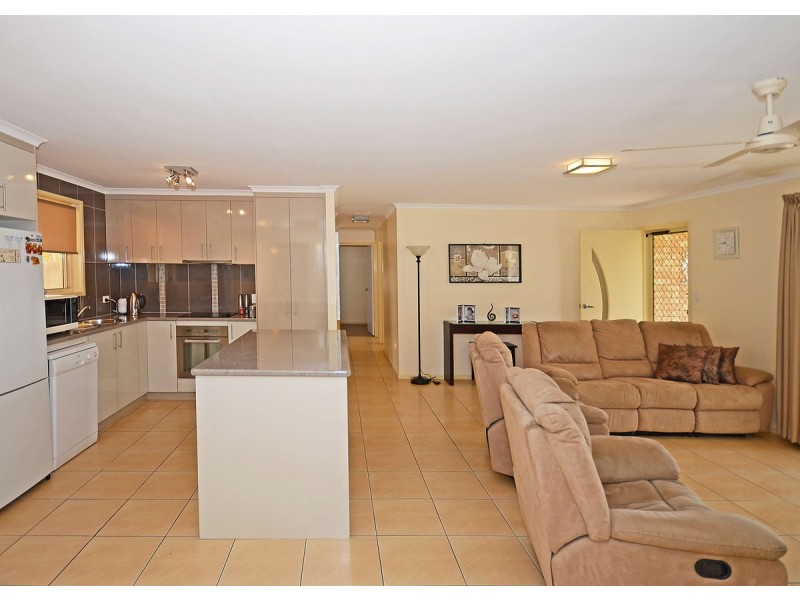 1 Wattlebird Lane, Eli Waters QLD 4655