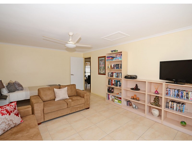 1 Wattlebird Lane, Eli Waters QLD 4655