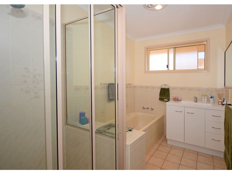 1 Wattlebird Lane, Eli Waters QLD 4655