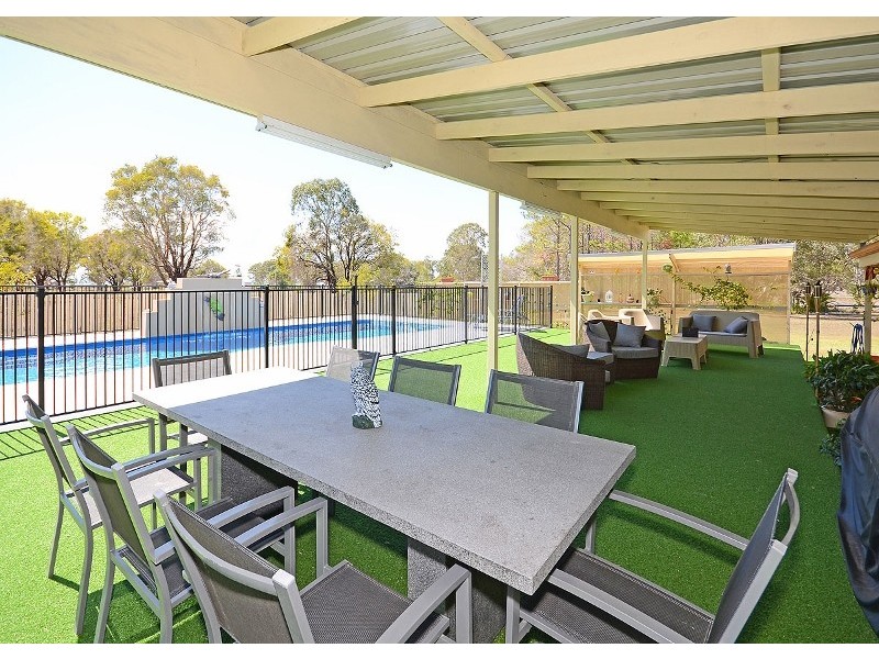 55 Shore Road East, Urangan QLD 4655