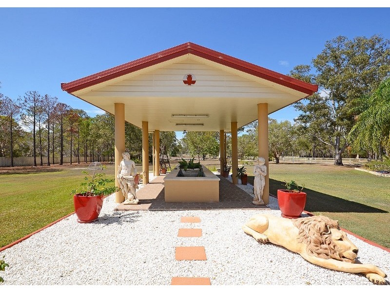 55 Shore Road East, Urangan QLD 4655