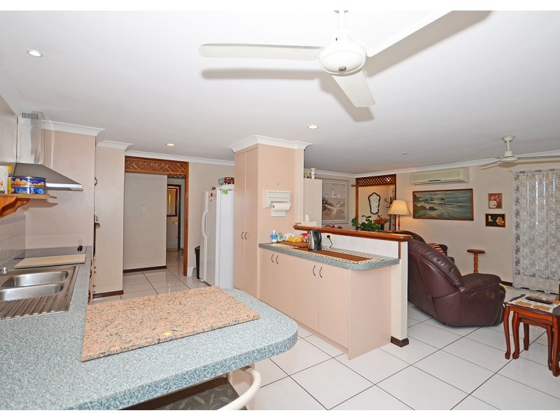 15 Keppel Court, Kawungan QLD 4655