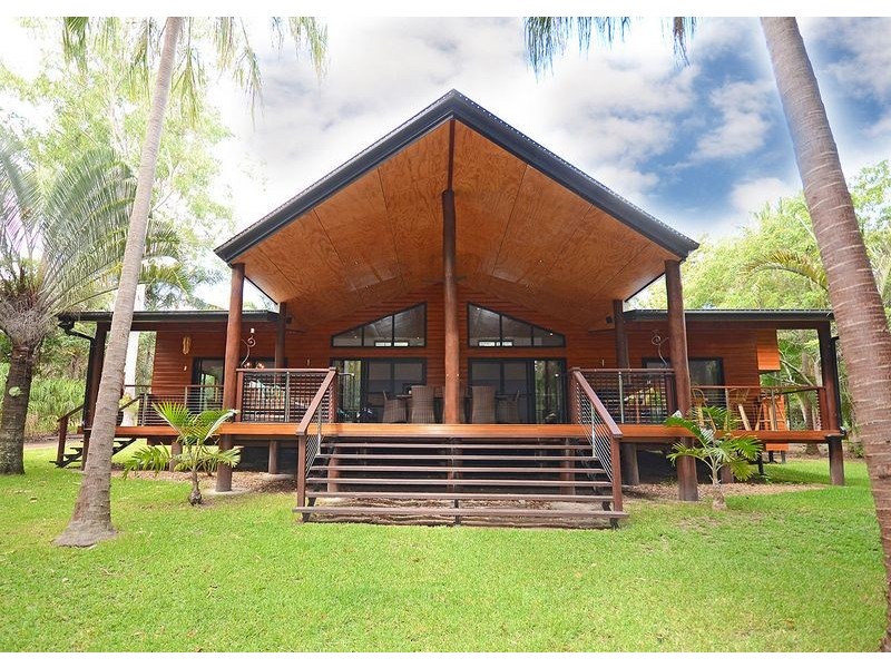 14 Pristine Place, Dundowran Beach QLD 4655