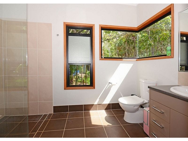 14 Pristine Place, Dundowran Beach QLD 4655
