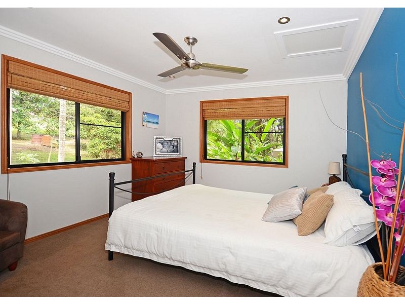 14 Pristine Place, Dundowran Beach QLD 4655