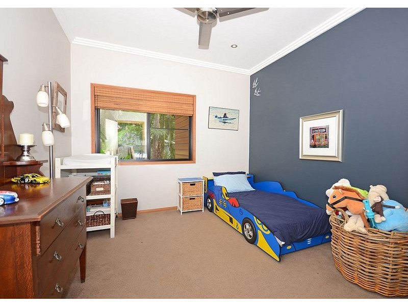 14 Pristine Place, Dundowran Beach QLD 4655