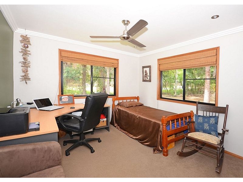 14 Pristine Place, Dundowran Beach QLD 4655