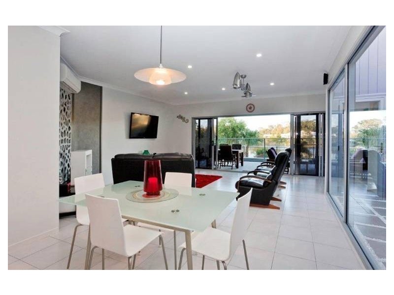 7 Satinwood Avenue, Urraween QLD 4655