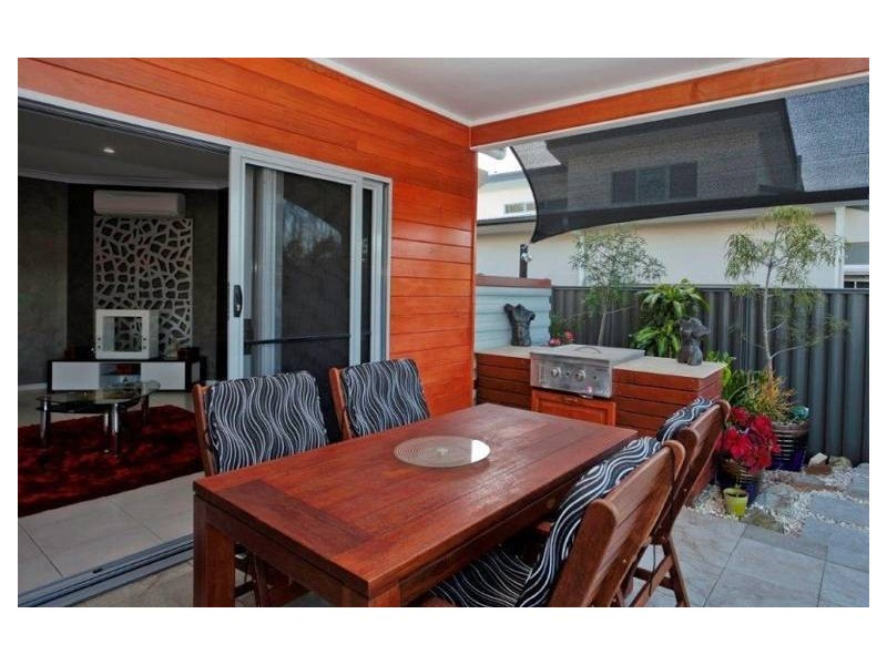 7 Satinwood Avenue, Urraween QLD 4655