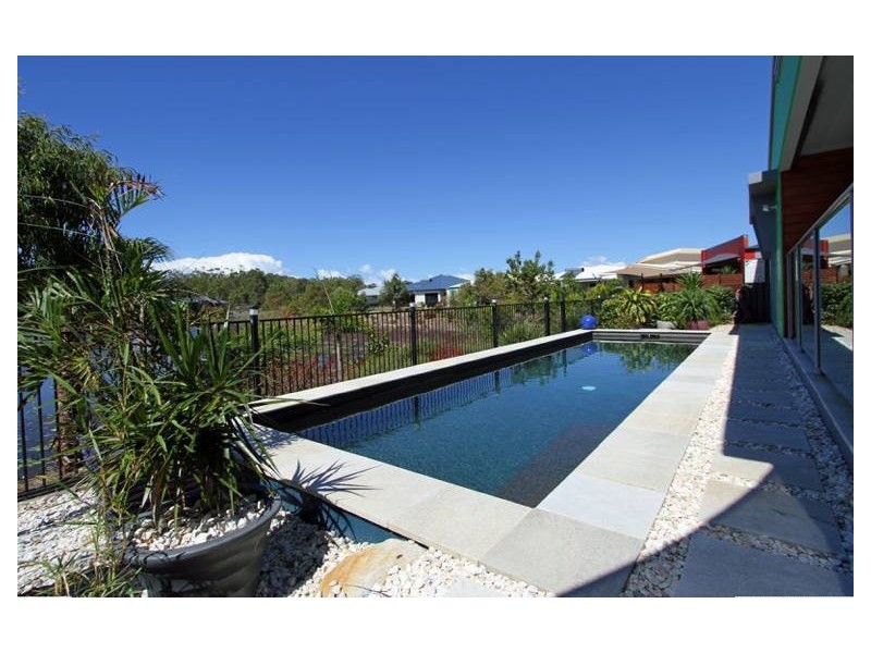 7 Satinwood Avenue, Urraween QLD 4655